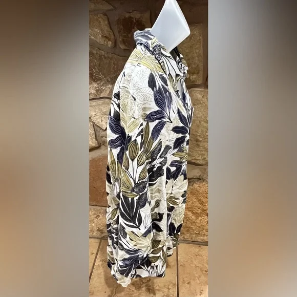 Tahari Airy Linen Shirt Women 2X Lagenlook Coastal Resort Cruise Botanical - Picture 5 of 16